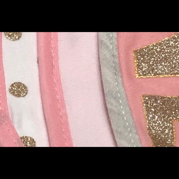 🚫SOLD🚫 Modern Baby 🌸 3 pack Bibs “Wild One” - Picture 3 of 3